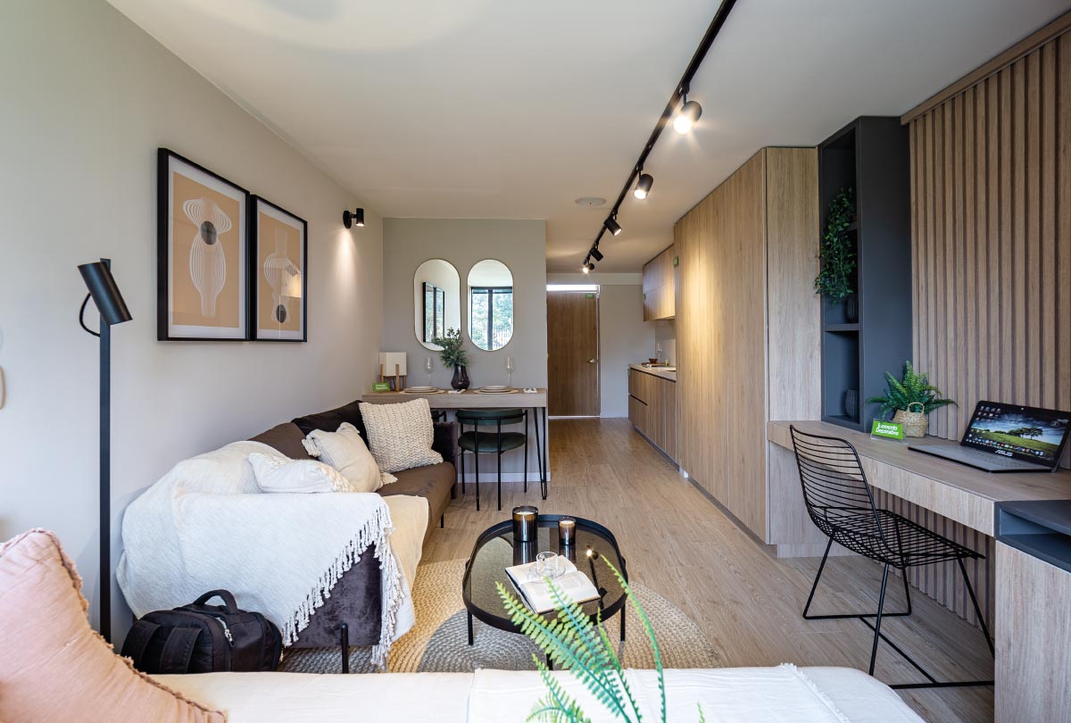 DC26-carousel02-marketplace